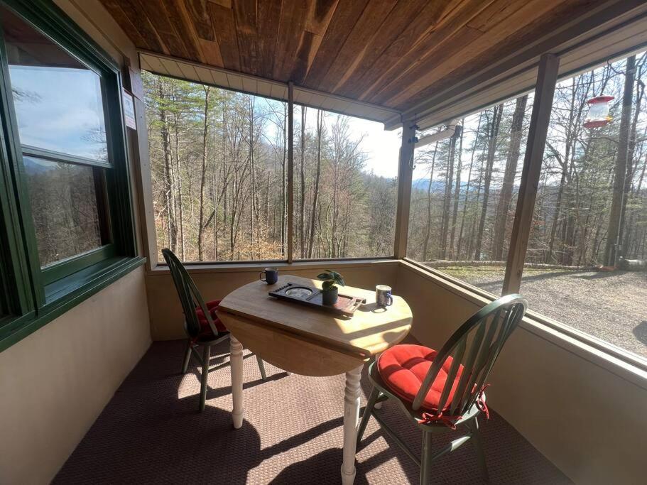 Private Mtn Love Shack W/ Fast Wifi, Bbq & View แฟรงคลิน ภายนอก รูปภาพ
