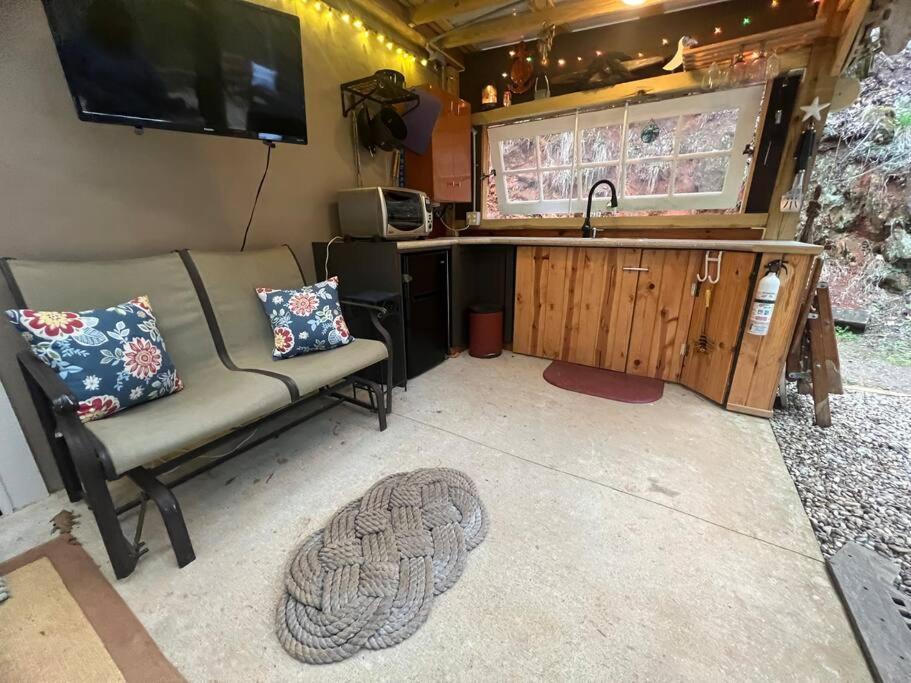 Private Mtn Love Shack W/ Fast Wifi, Bbq & View แฟรงคลิน ภายนอก รูปภาพ